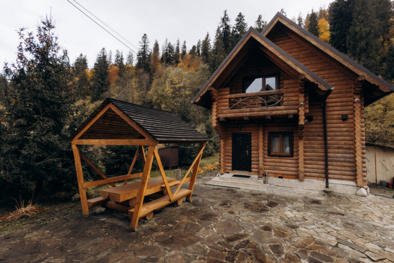 Chalet Resort Mykulychyn